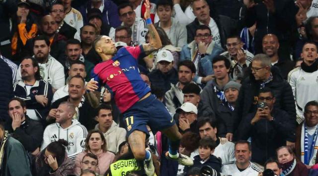 天天赢球-险些被卖到大火 拉菲尼亚能成巴萨R世系桑巴巨星？