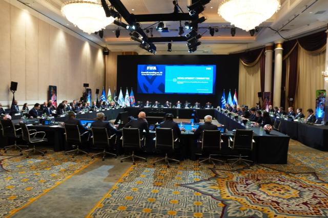 天天盈球-FIFA创办两项全新赛事：女足世俱杯、五人制世界杯